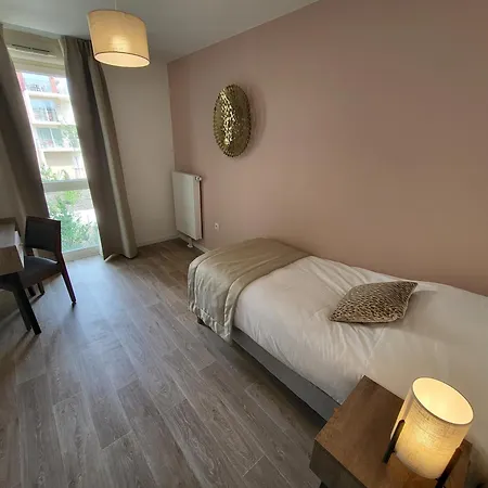 Domitys - La Licorne Aparthotel *