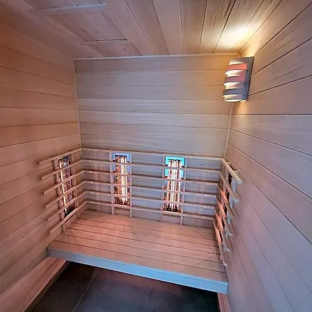 Aparthotel Domitys - La Licorne