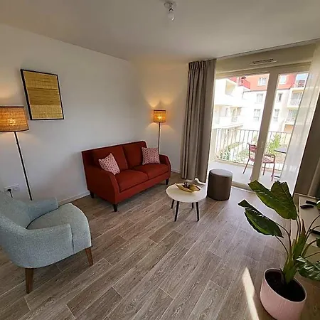 Aparthotel Domitys - La Licorne 4*